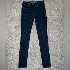 American Eagle Jegging Super Stretch. Size 4 Xtra-Long.